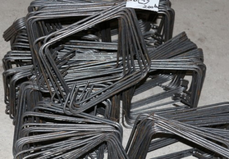 Produse Metalurgice - ETRIERI OB FI6 30X20