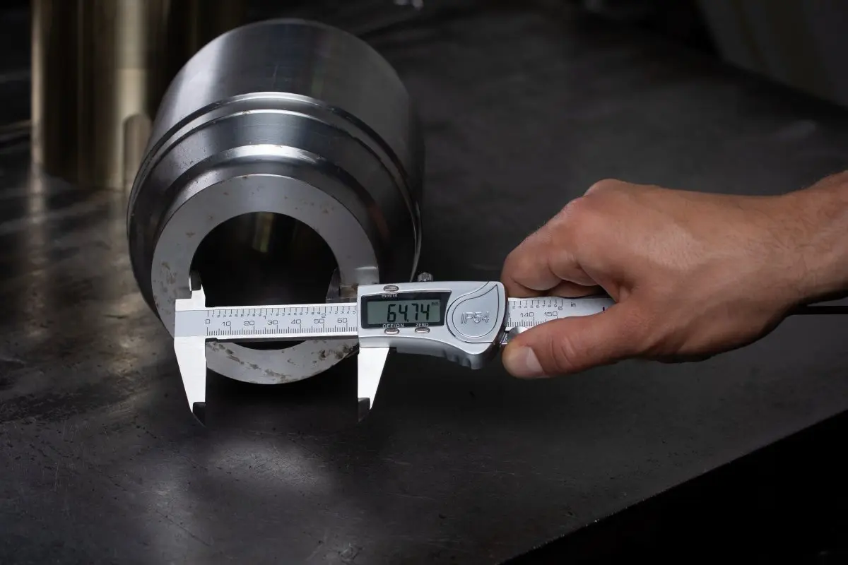 Subler digital 230 mm HT4M274 [4]