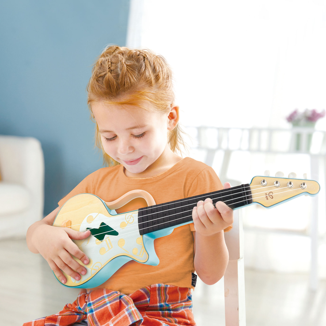 Jucarie din lemn – Instrument Ukulele (chitara) alba copii – invata sa canti cu lumini [4]