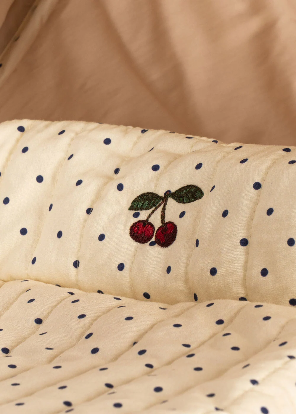 Konges Sløjd - Accesorii - Cărucior de păpușă Minnie - alb cu puncte rosii [7]