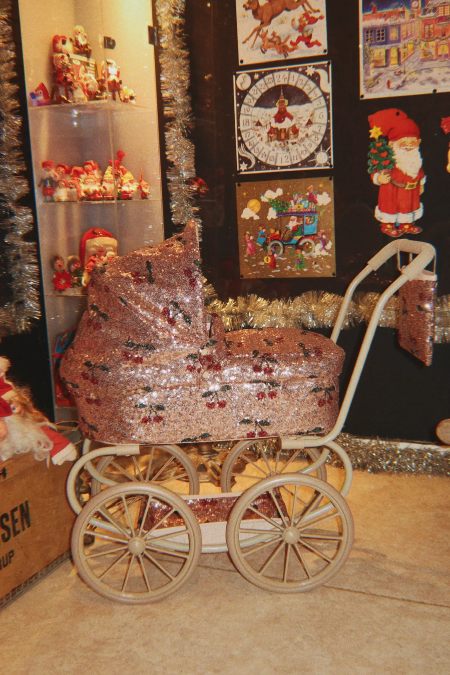 Konges Sløjd - accesorii - Cărucior de păpușă Minnie strălucitor - Cirese Paiete [3]