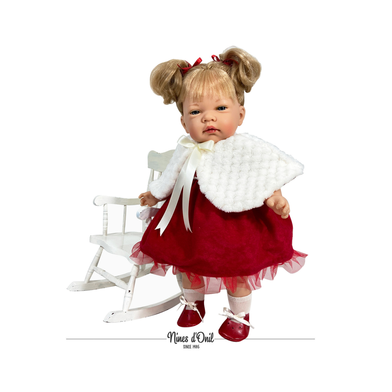 Papusa Nines D'Onil, Celia Craciun, cu parul blond, cu miros de vanilie, 45cm [1]