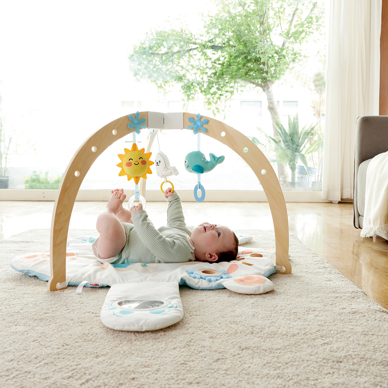 Salteluta bebe cu activitati senzoriale - Ursulet [2]