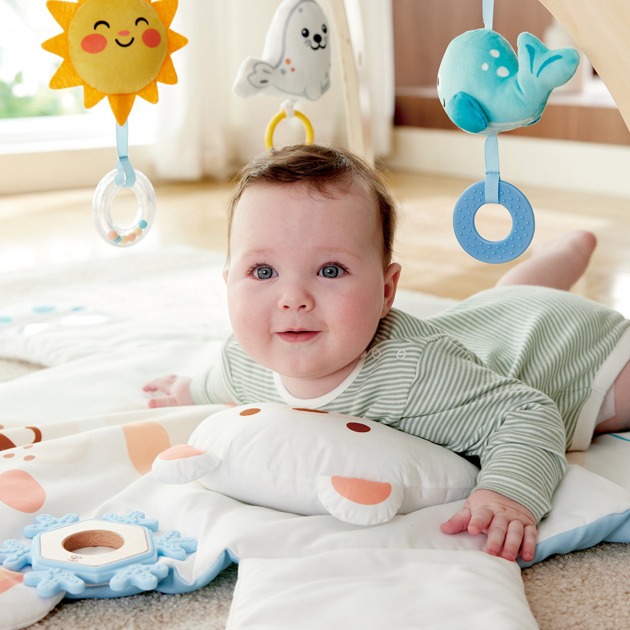 Salteluta bebe cu activitati senzoriale - Ursulet [3]