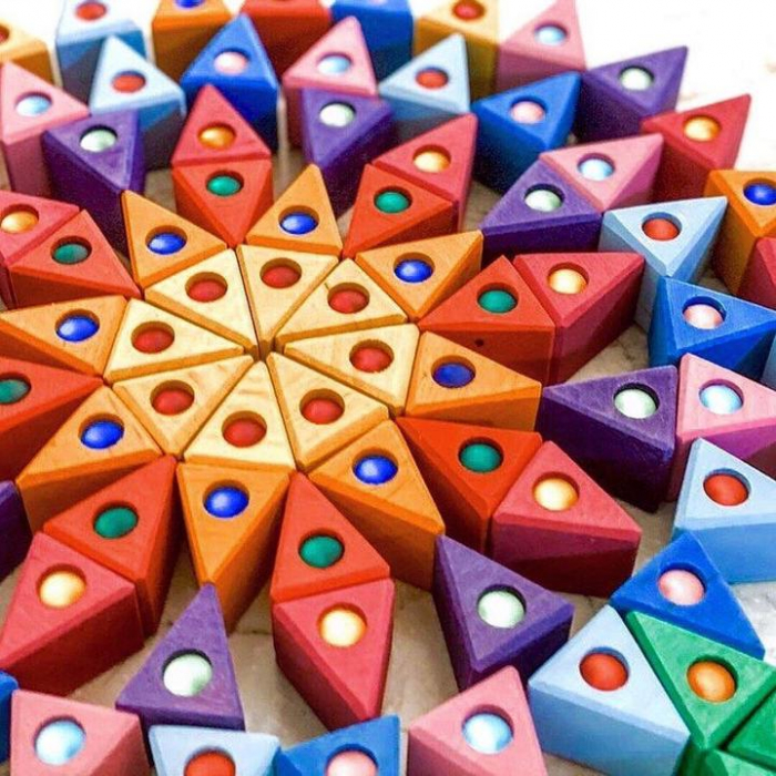 Set 100 triunghiuri colorate din lemn, Bauspiel [3]