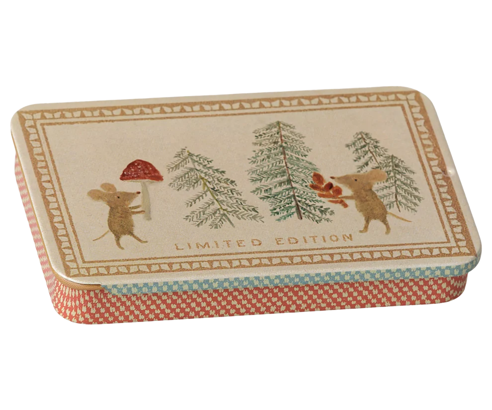 Jucarii creative - accesorii maileg craciun - Cutie metalică cu capac glisant - Șoareci de Crăciun