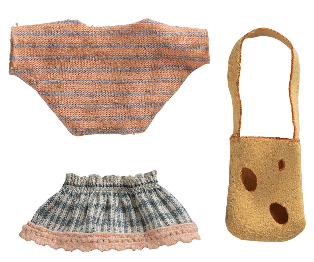 Jucarii educative - accesorii maileg - jucarie textila - Haine și geantă, Sora mai mică așoarece