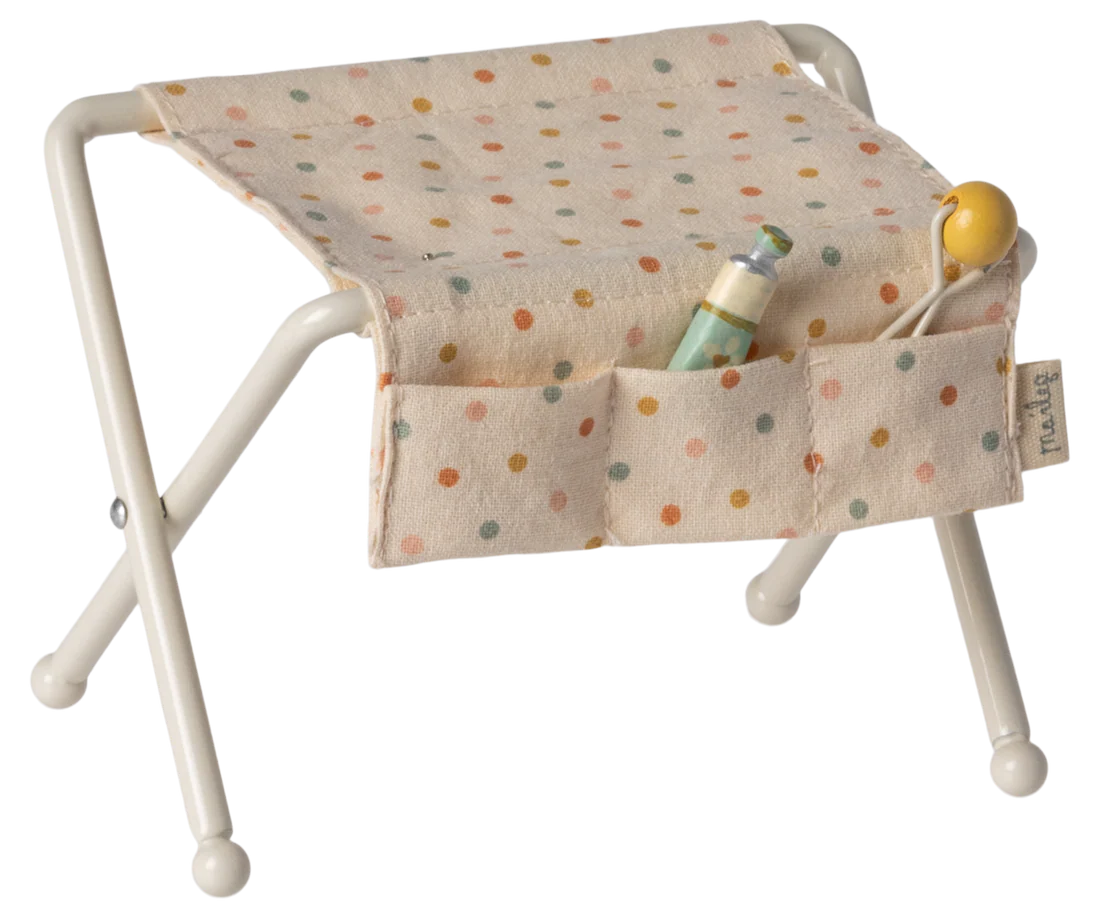 Jucarii de constructie - accesorii maileg - Masă de schimbat, Șoricel - off-white