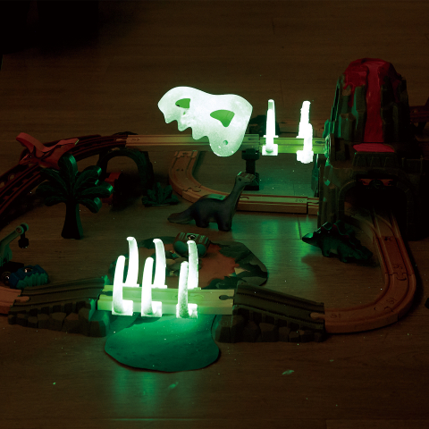 Jucarie din lemn - Tren de jucarie aventură Dino (61 piese) [2]