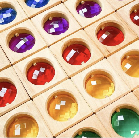 Set 25 cuburi din lemn cu fereastra colorata, Bauspiel [5]