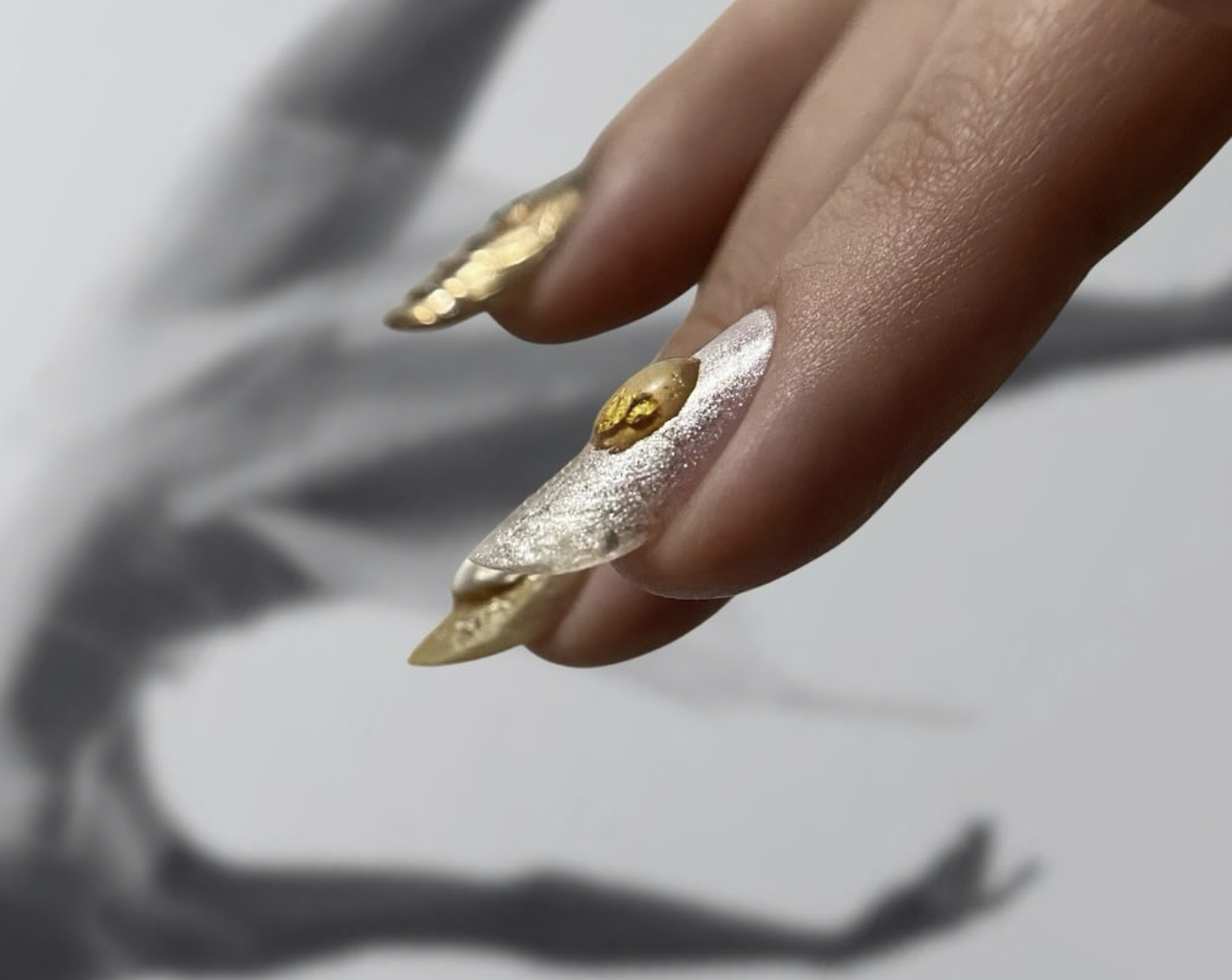 Produse pentru modele rapide de unghii cu gel