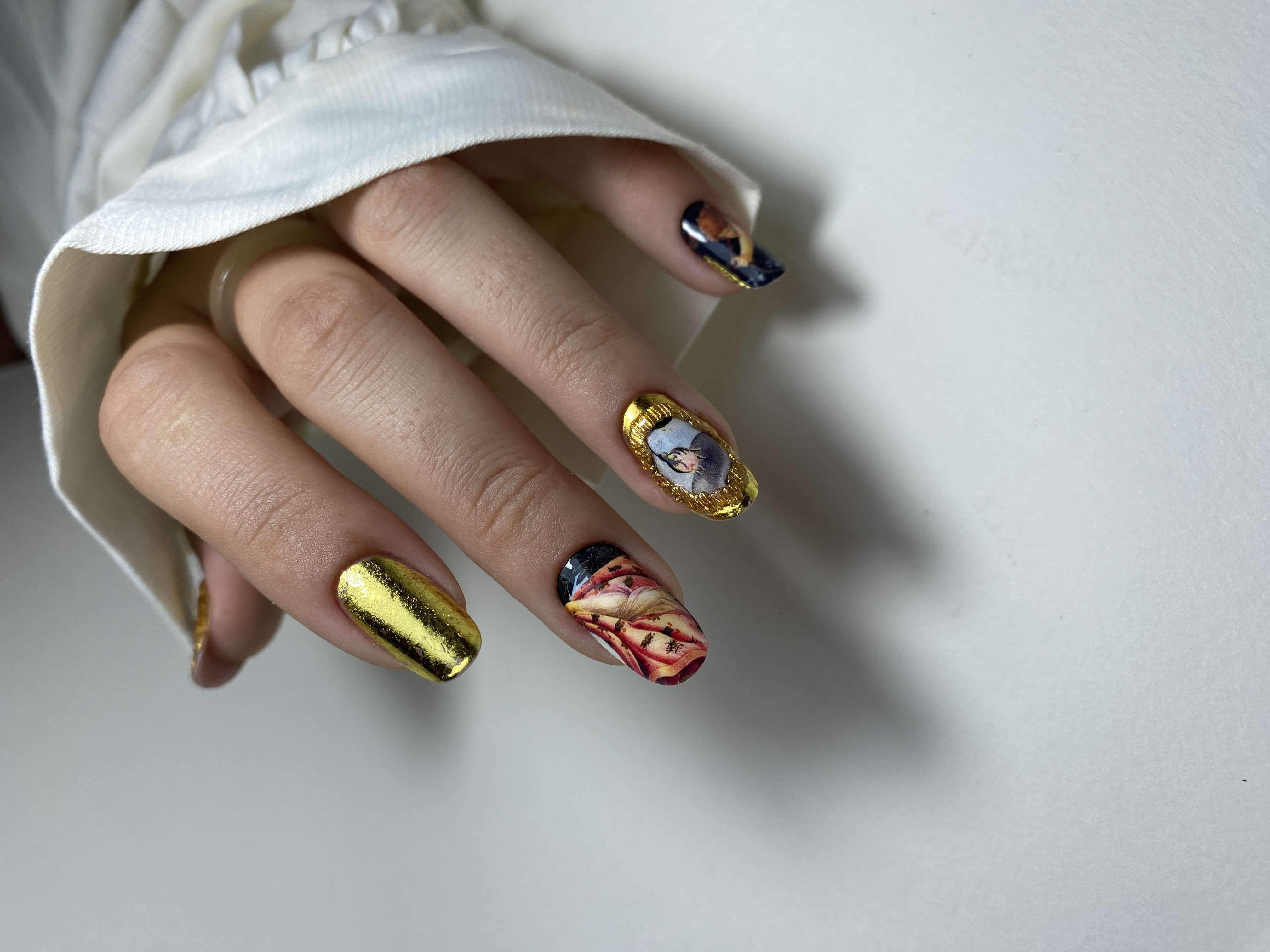 unghii cu gel cromatice