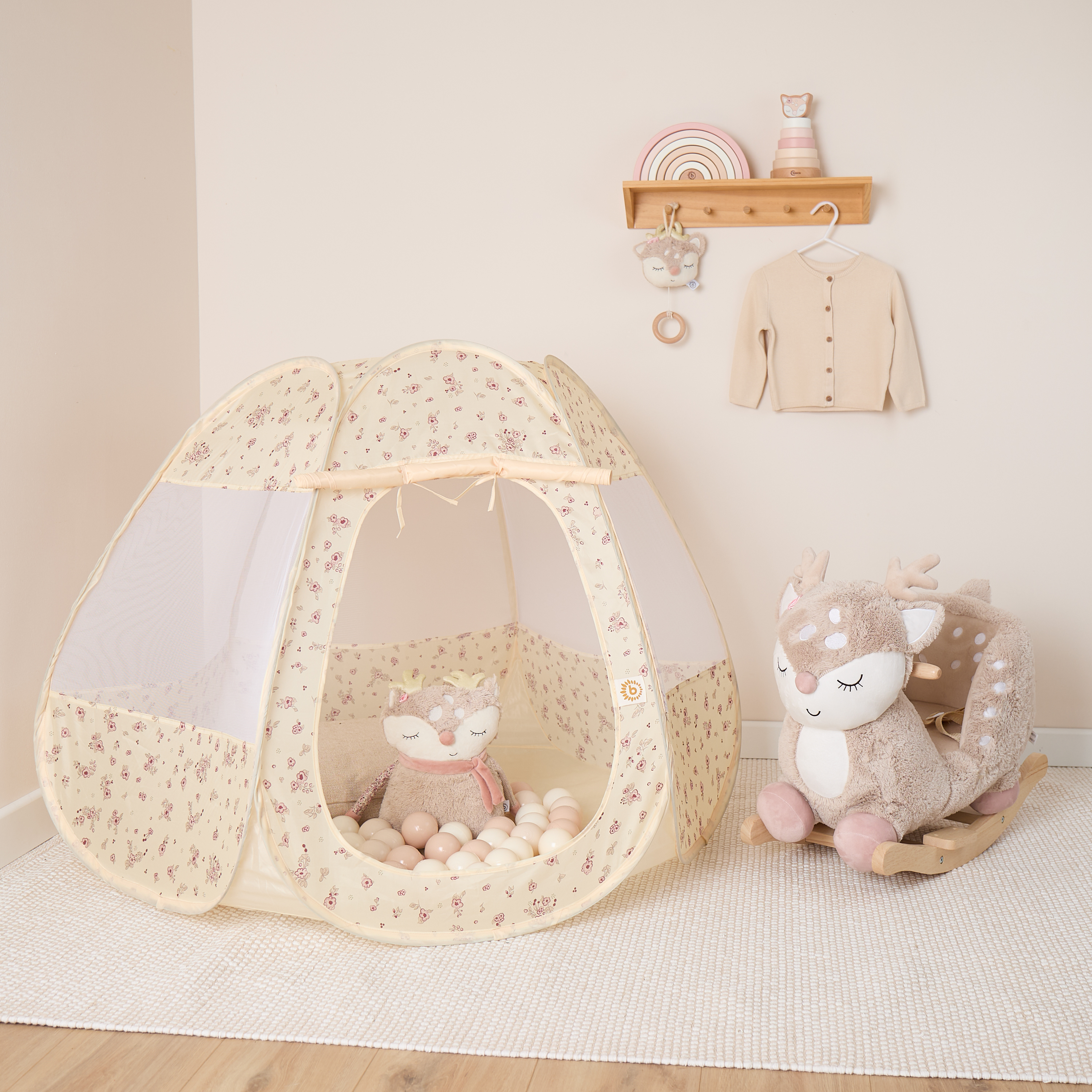 Cort de joacă pentru copii cu 50 bile Vintage Flowers Bieco, model floral vintage