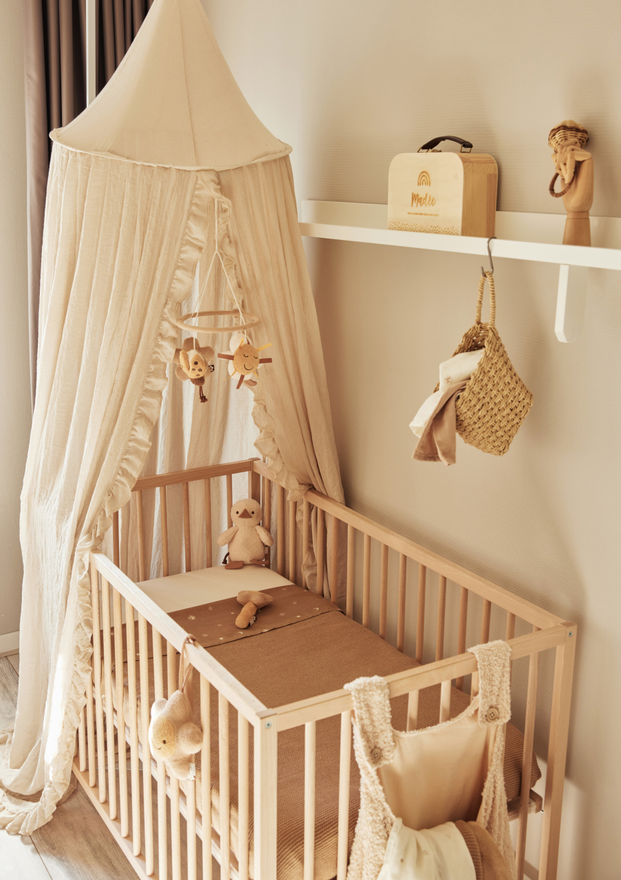 Baldachin pentru pătuț bebeluși vintage Ivory cu volane 245 cm Jollein [4]