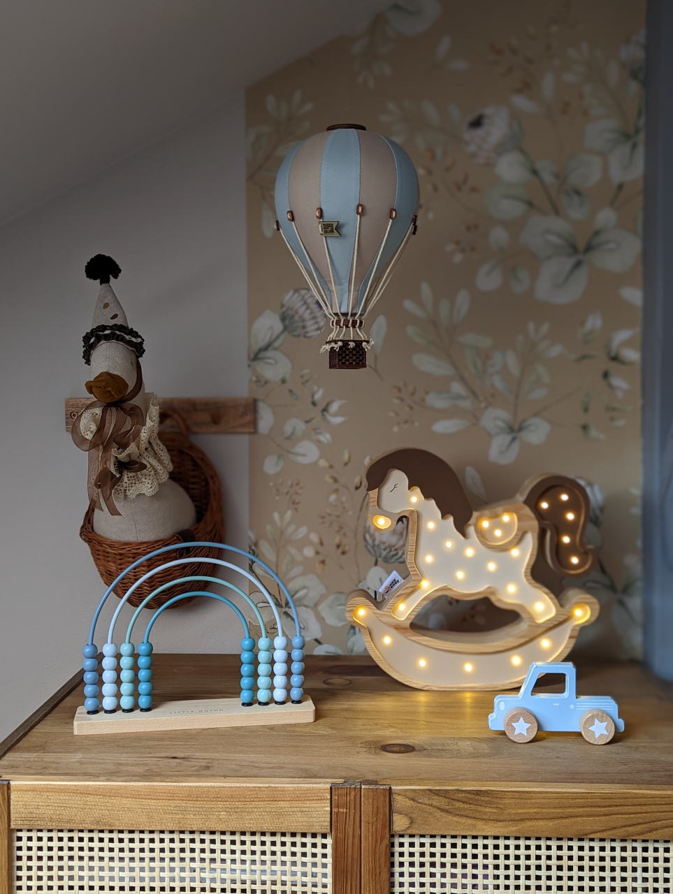 Balon decorativ cu aer cald bej bleu 33 cm [6]