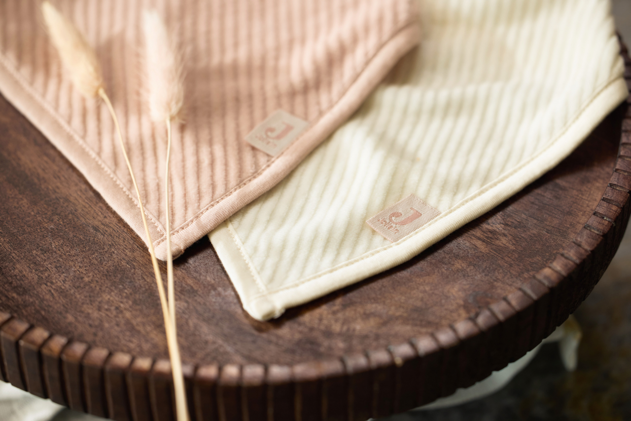 Bavete bebeluși din bumbac Oeko-Tex set de 2 bucati velvet Wild Rose Ivory Jollein [3]