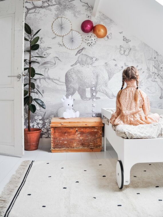 Covor pentru camera copiilor Emily Dots Cream - Design modern și confortabil [3]