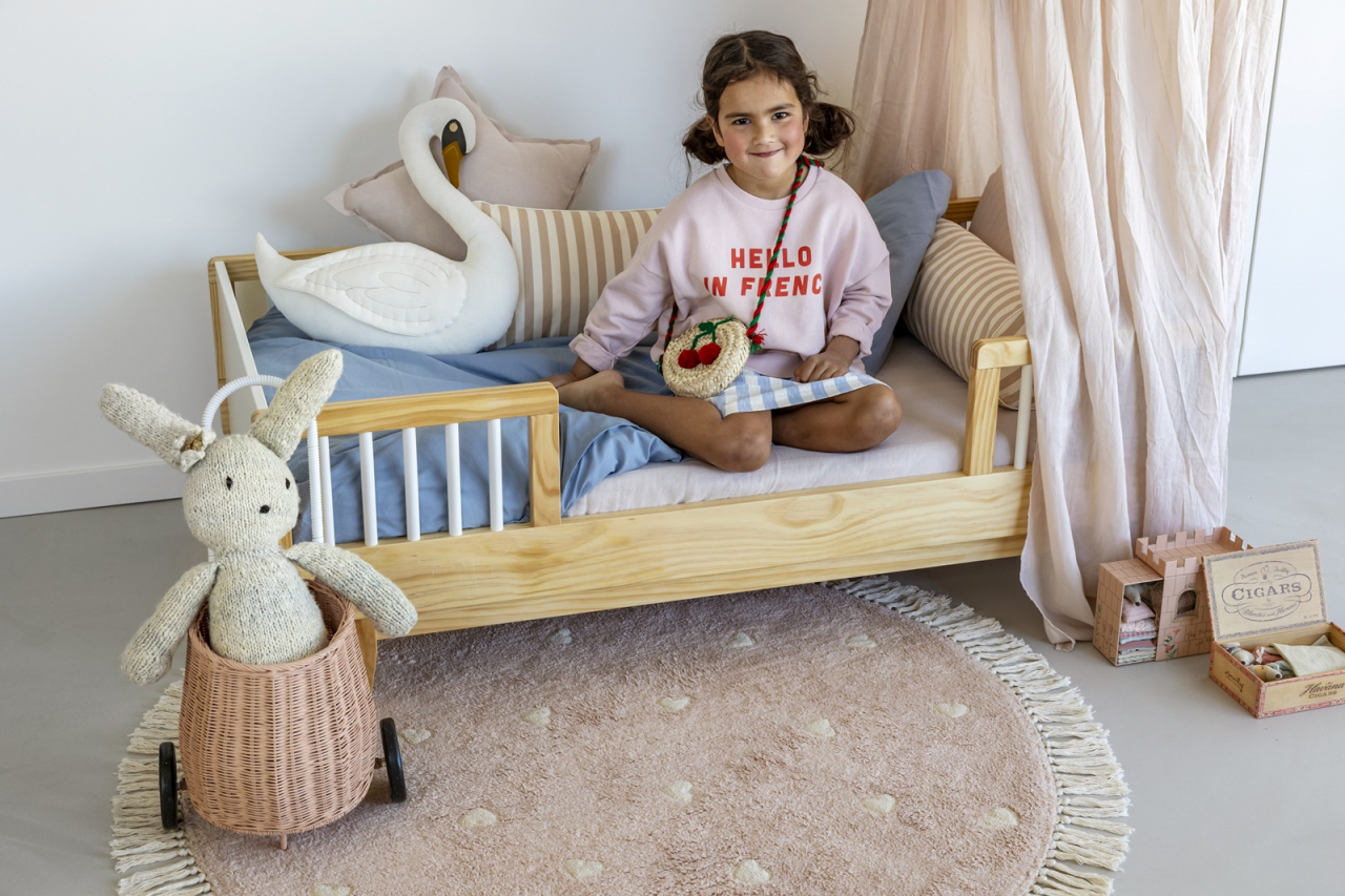 Covor rotund din bumbac Fleur - Tapis Petit, roz cu inimioare [5]