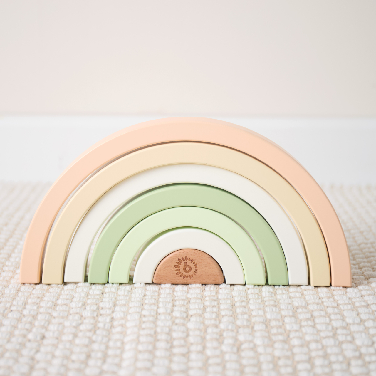 Jucarie montessori din lemn pentru bebelusi, Curcubeu Bunny Fine Bieco [2]