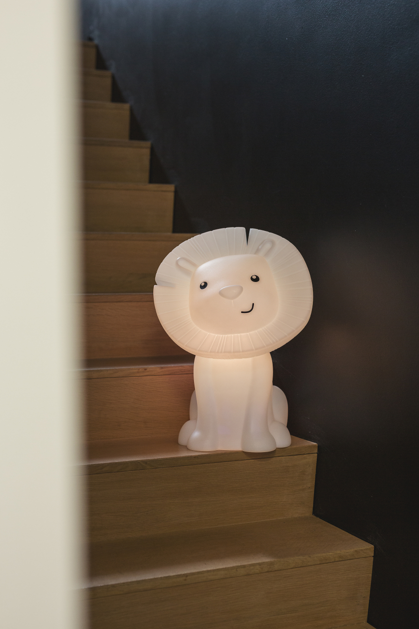 Lampă de veghe cu boxă bluetooth reîncărcabilă Hakuna Lion - Atelier Pierre [2]