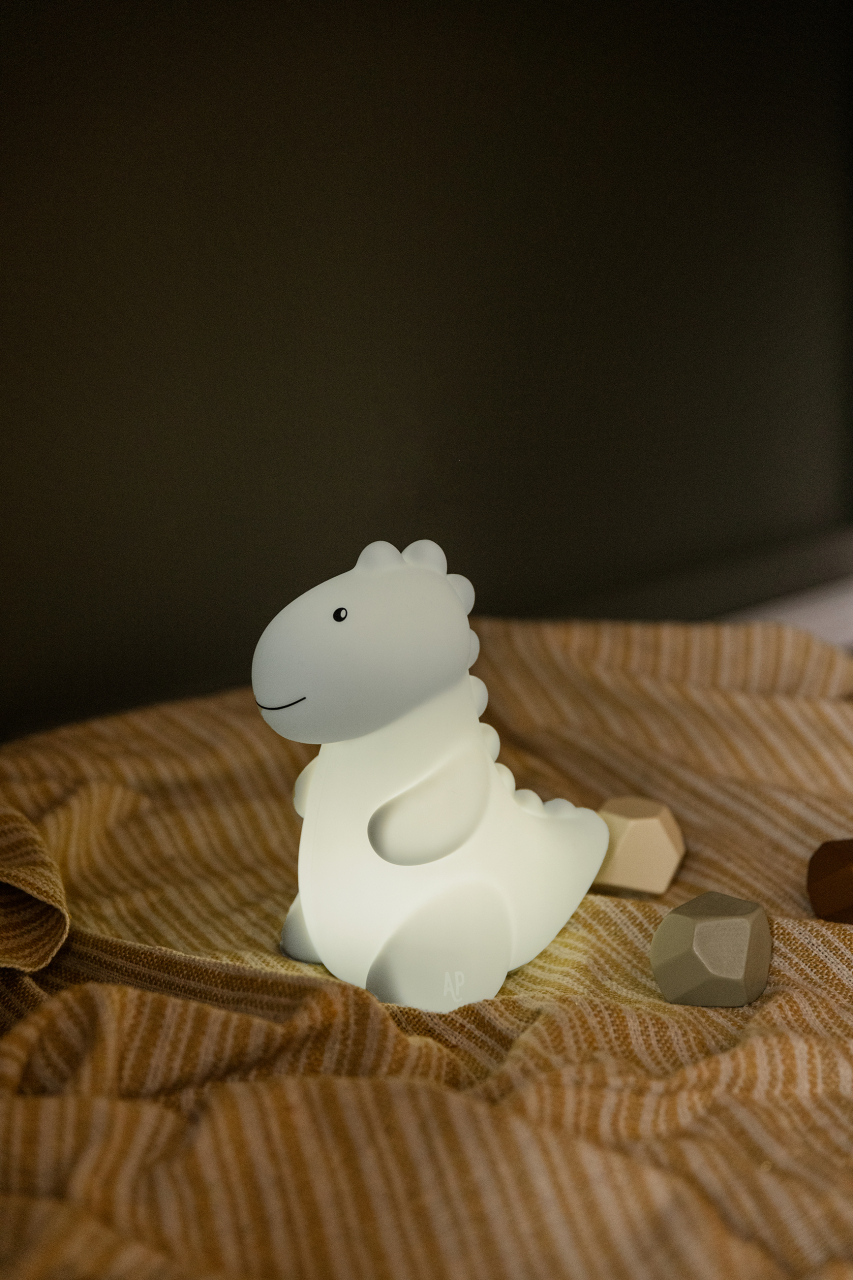 Lampă de veghe dinozaur Jeroom Dino Sage – Atelier Pierre Junior [9]