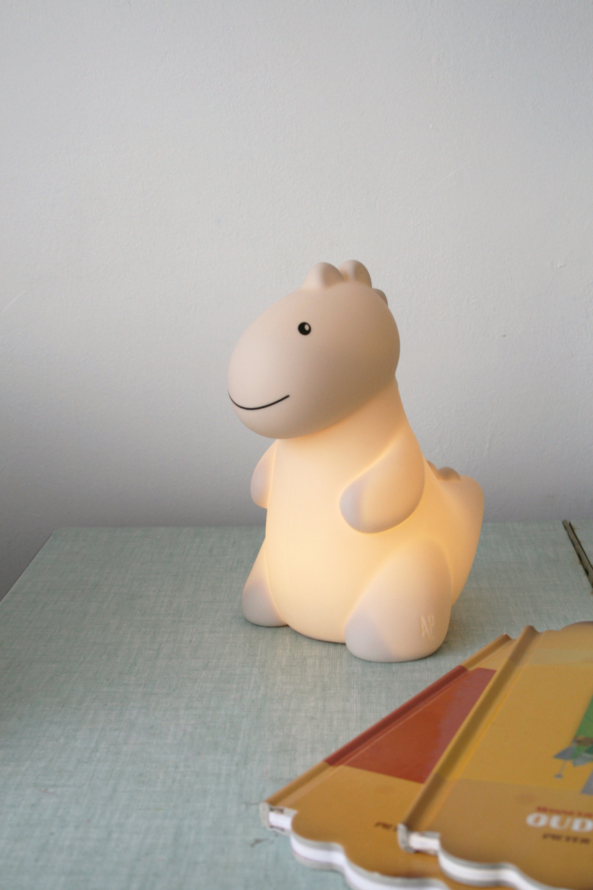 Lampă de veghe dinozaur Jeroom Dino Sand – Atelier Pierre Junior [2]