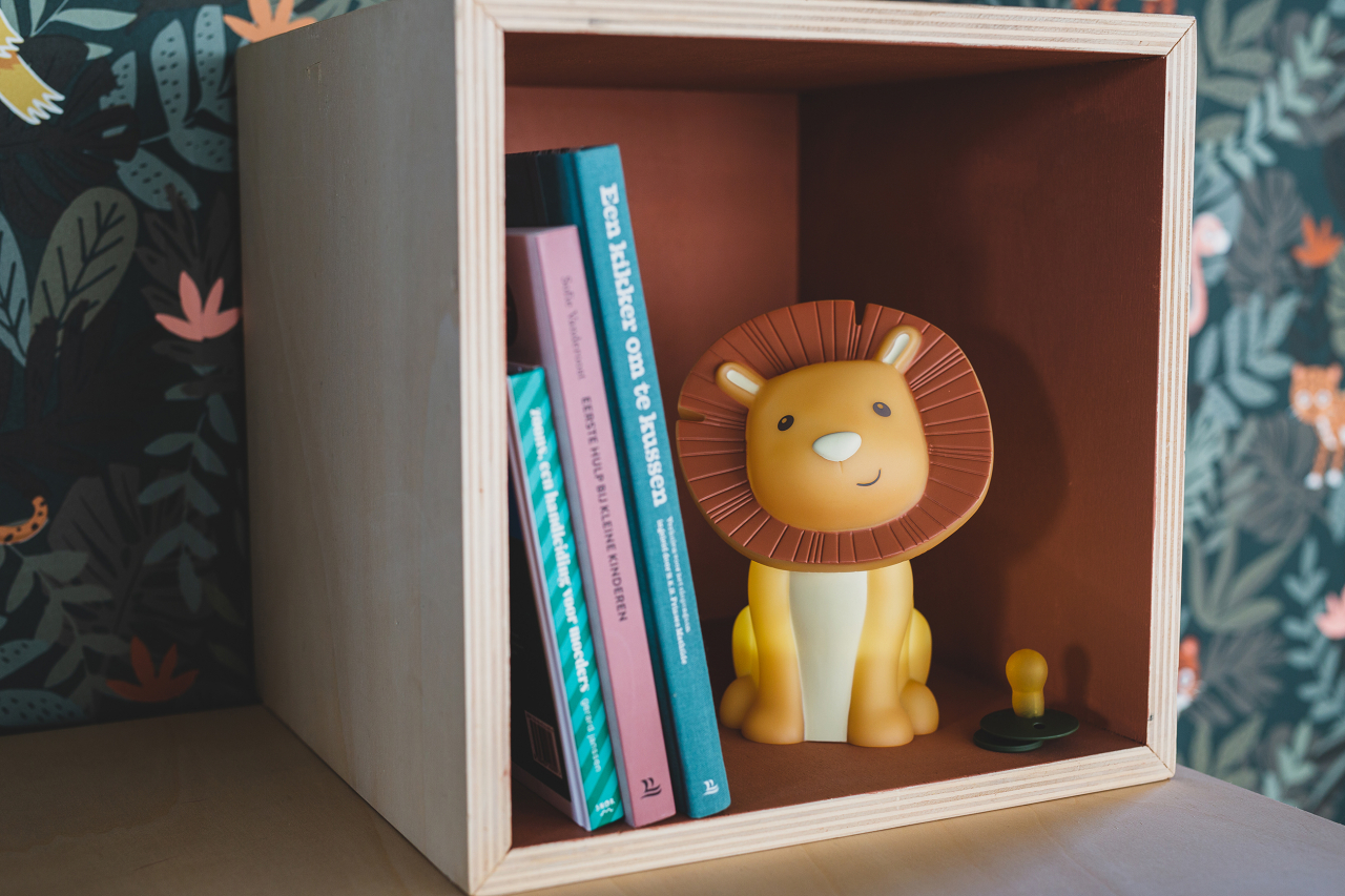 Lampă de veghe reîncărcabilă leu Hakuna Lion – Atelier Pierre Junior [7]