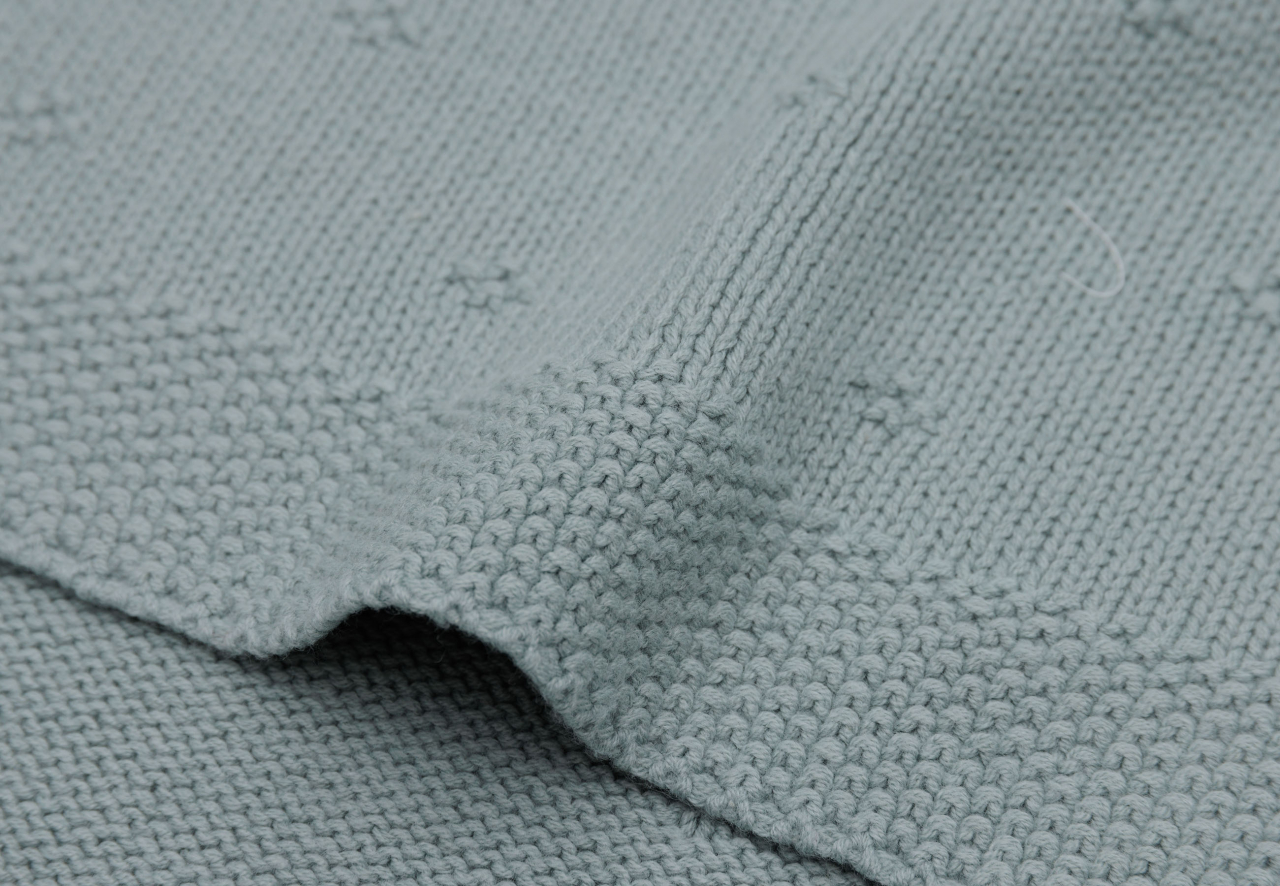 Pătură bebeluși tricotată din bumbac organic pentru bebeluși 100x75 cm Cozy Knit Sea Green Jollein [7]