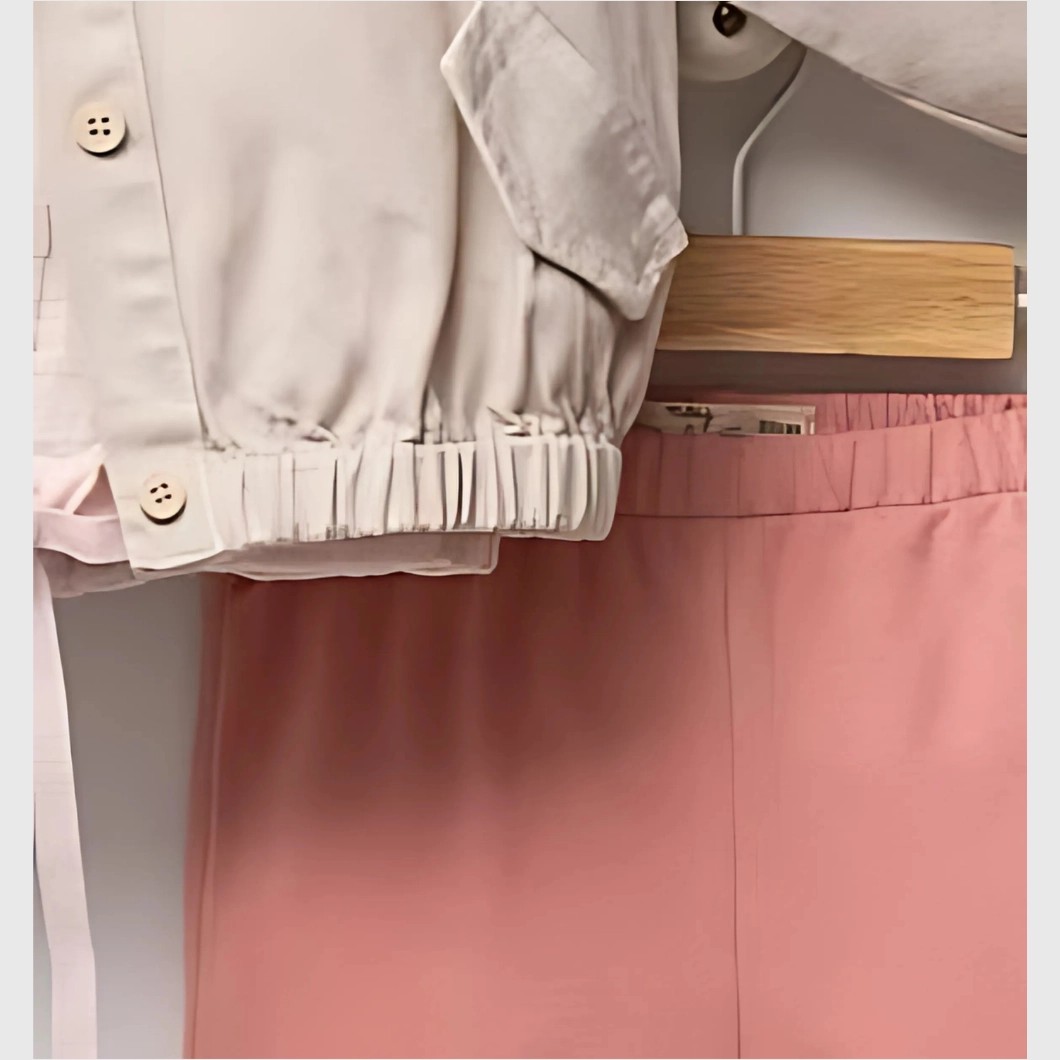 Set Casual 3 Piese Fetițe - Juliana, Geacă Bej, Cămașă Muselină Roz, Pantaloni Comozi [5]