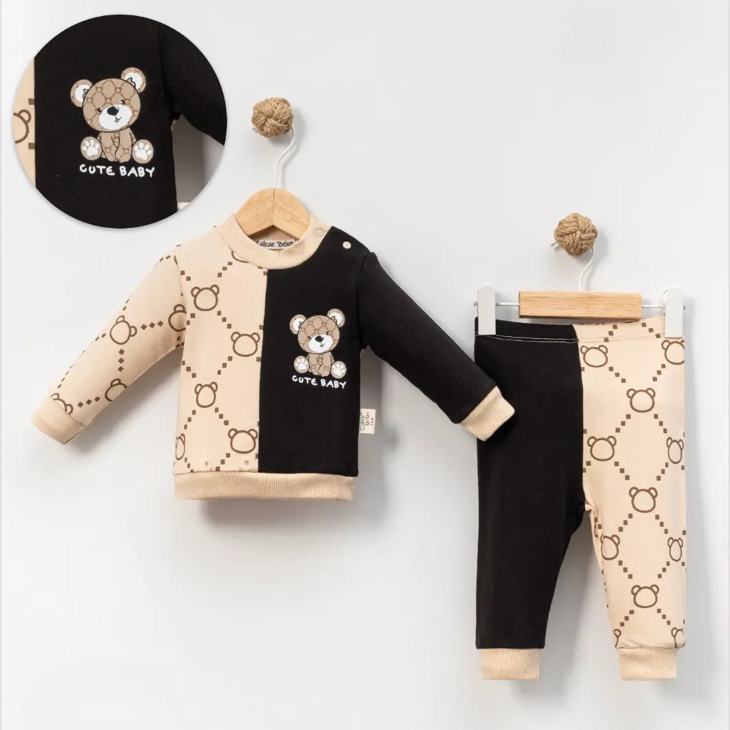 SETURI Și SALOPETE - Compleu Băieței – Ursuleți Bicolor Negru & Bej – 100% Bumbac