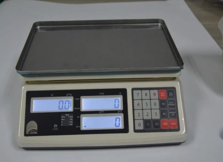 Cantar digital cu functie de numarare capacitate 15 Kg rezolutie 1 g [3]