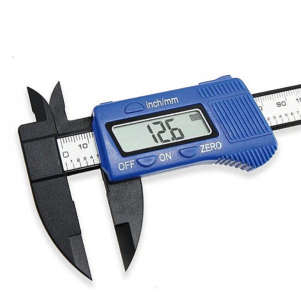 Subler digital izolat din fibra de carbon pentru electricieni 0-150mm x 0.1mm [3]