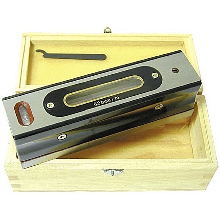 Nivele de precizie - Nivela profesionala dreapta de inalta precizie lungime 200 mm citire 0.05 mm