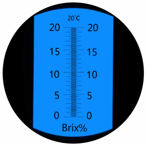 Refractometru analogic 0-20% Brix ATC pentru măsurarea concentrației de zahăr si a uleiului in apa [2]