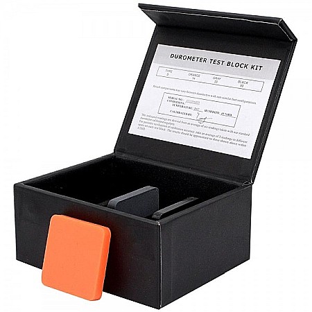 Set 3 etaloane de duritate SHORE D [2]