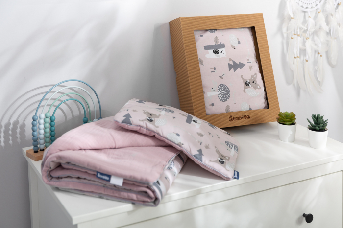 Set paturica + perna, muselina & bumbac (roz cu animale) [2]