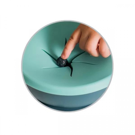 Castron cu ventuza si capac pentru gustari 6+ [5]