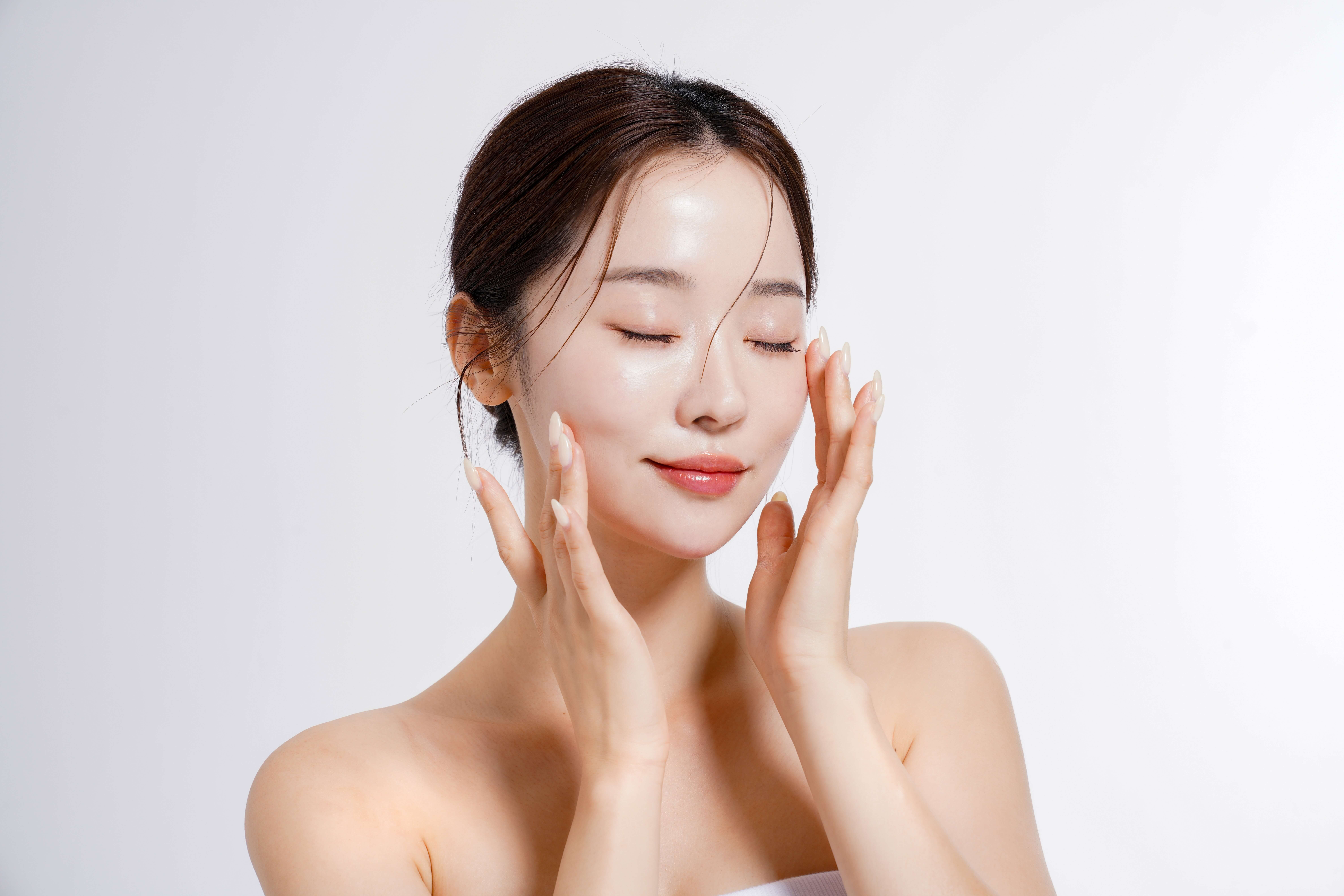 Acidul glicolic - Beneficii, utilizari si efecte ale serului si produselor cu acid glicolic pentru ten