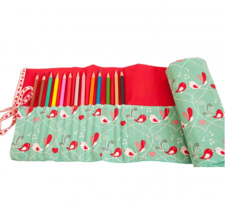Penare textile - Penar pentru creioane colorate cu inimioare si vrabiute