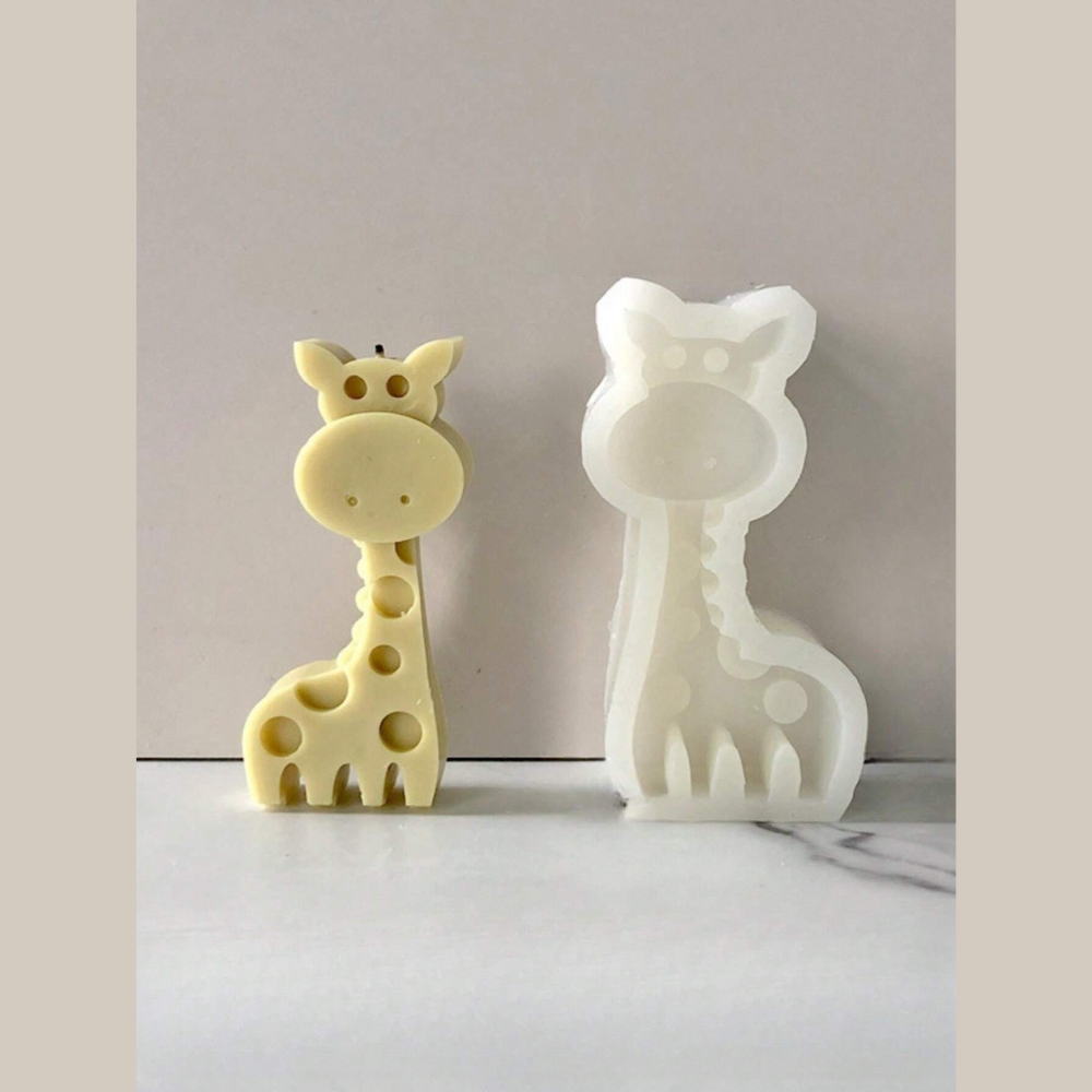 Matrita de silicon, Milmatt, Model Girafa, pentru lumanari, silicon alimentar, non toxic, 110 x 60 mm [3]