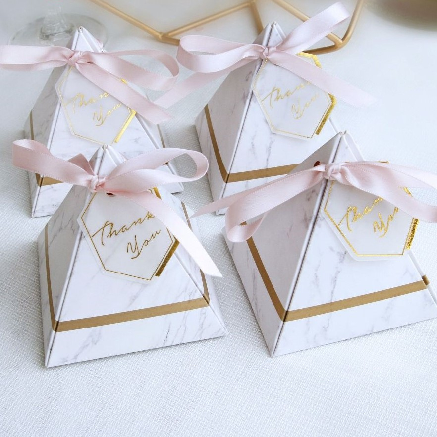 Set 20 Cutii Marturii/Cadou, Milmatt, Alb, doua fete Alb/Roz, panglica satin roz, 7x7x8 cm [2]