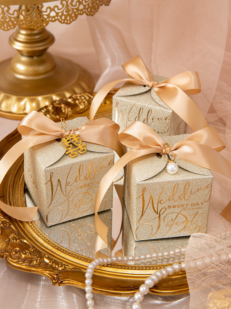 Set 20 Cutii Marturii/Cadou, Milmatt, Aurii, panglica aurie cu accesoriu perla, 6,5 x 6,5 x 6,5 cm [2]