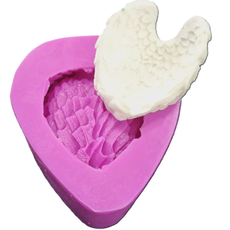 Matrita de silicon, Milmatt, Aripi de inger  2, pentru sapun si lumanari