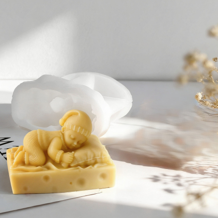 Matrita de silicon, Milmatt, Model Bebelus pe branza, pentru lumanari, silicon alimentar, non toxic [2]