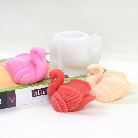 Matrite pentru Lumanari - Matrita de silicon, Milmatt, Model lebada pentru lumanari, silicon alimentar, non toxic, 7 x 10 cm