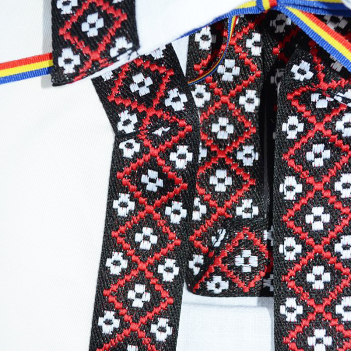 Costum traditional pentru baieti 4 piese Mini Junior CTPF-3, Alb [3]