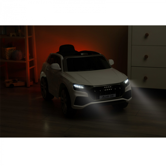 Masina electrica cu telecomanda pentru copii Audi RS Q8 7543, Alb [16]