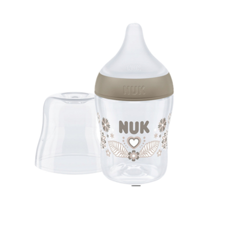 Biberon din polipropilena, cu tetina din silicon anticolici si senzor de temperatura, 150 ml Nuk Perfect Match Heart, 435907-2, Alb [1]
