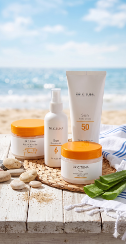 Gama Dr. C. Tuna Sun - Protecție SPF 50 și Bronz Perfect | Farmasi [0]