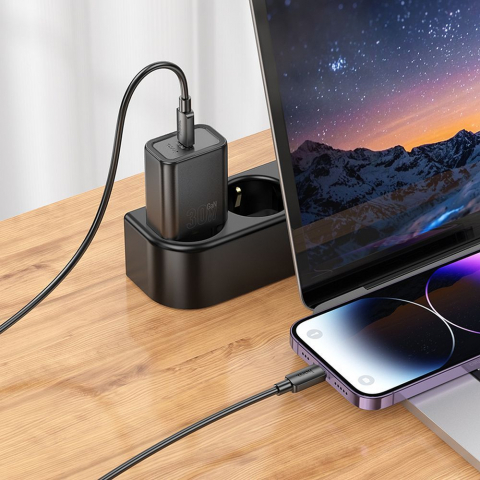 Încărcător HOCO USB-C QC/PD 30W + Cablu USB-C la Lightning N62 – Negru [1]